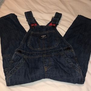 Oshkosh overalls with fleece. Super warm! Size 3t